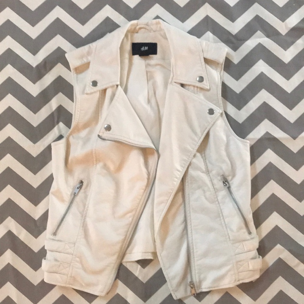 H&M faux leather vest size 4